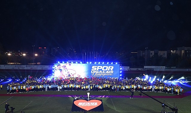 Konya Büyükşehir Belediyesi’nin merkez dışındaki 28 ilçede yürüttüğü Yaz Spor