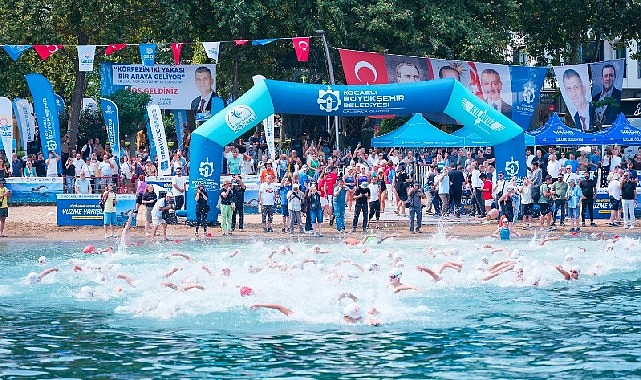 Başkan Büyükakın’dan uluslararası yarışma müjdesi Kocaeli Büyükşehir Belediyesi’nin ev sahipliğinde düzenlenen “Ulusal Açık Su Yüzme