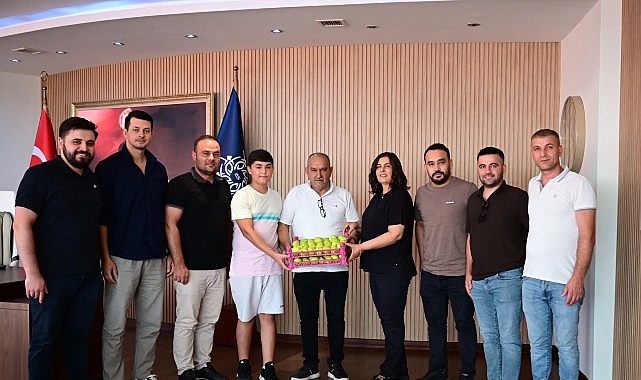 Başkan Çerçioğlu’na Köşk Esnaf ve Sanatkârlar Odası’ndan Ziyaret Aydın Büyükşehir Belediye Başkanı Özlem Çerçioğlu’na; Köşk Esnaf ve Sanatkarlar