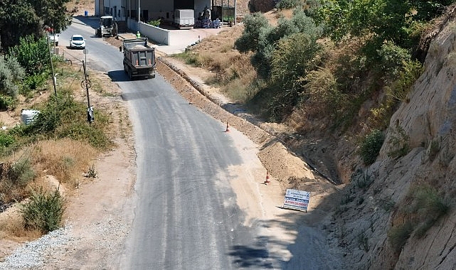 Başkan Çerçioğlu’nun Çalışmalarıyla Mahallelerin Kaynak Suyu Hatları Yenileniyor Aydın Büyükşehir Belediye Başkanı Özlem Çerçioğlu’nun çalışmalarıyla Aydın’a kazandırılan altyapı