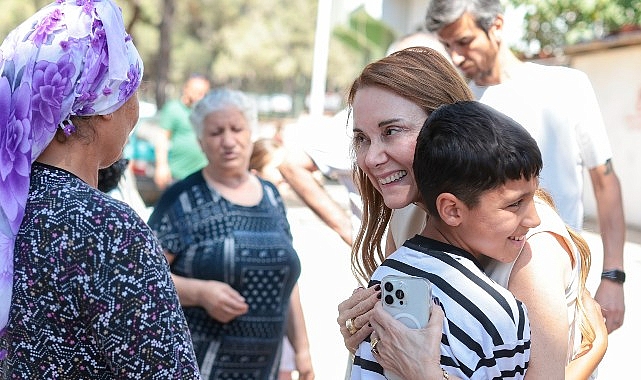 Konak Belediye Başkanı Nilüfer Çınarlı Mutlu, komşu ziyaretlerini sürdürüyor. Ballıkuyu