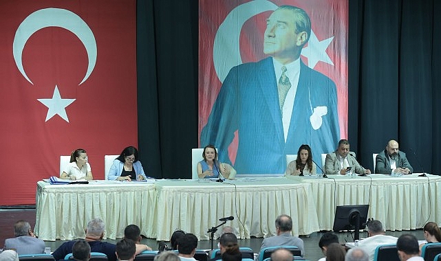 Konak Belediye Meclisi’nin ağustos ayı meclis birleşimine çevre, iklim, sosyal