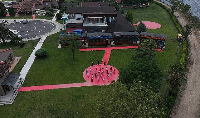 Kadın ve aile odaklı sosyal belediyecilik anlayışıyla Türkiye’ye örnek projeleri