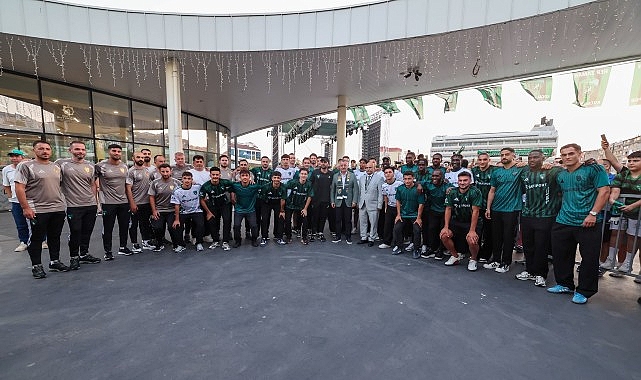 Büyükakın’dan Kocaelispor’a büyük moral Kocaelispor'un marka değerine her zaman sahip çıkan Kocaeli Büyükşehir Belediyesi,