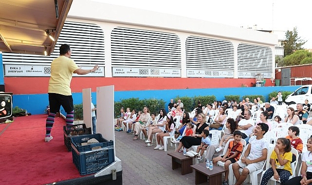 Çiğli’de Mahalle Tiyatro Günleri Başladı Yaz boyunca çocukları kültür ve sanat etkinlikleriyle buluşturan Çiğli Belediyesi,