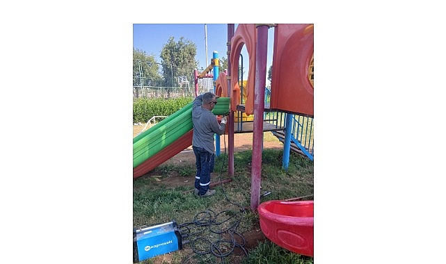 Didim Belediyesi ekipleri, ilçe genelindeki park ve ortak kullanım alanlarında