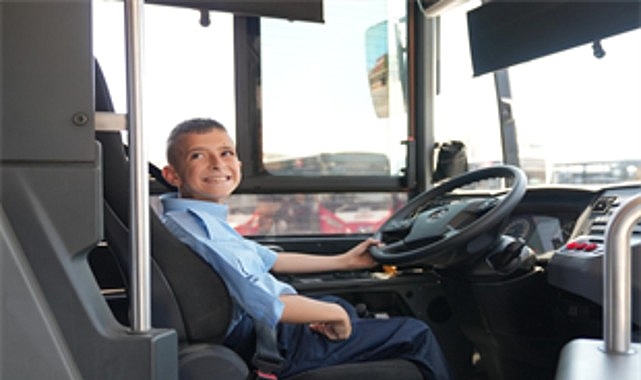 ESHOT, minik Edip’in hayalini gerçeğe dönüştürdü İzmir Büyükşehir Belediyesi ESHOT Genel Müdürlüğü, özel gereksinimli 12 yaşındaki