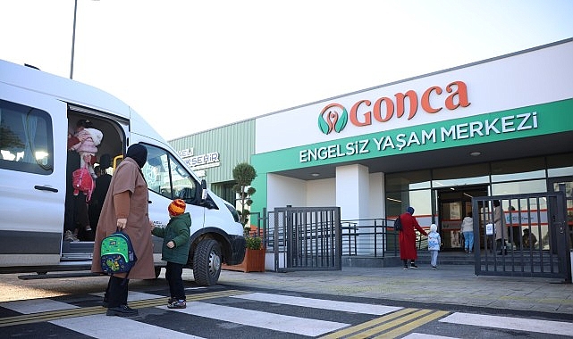 Gonca’nın destek eli her hafta 1.730 kişiye uzanıyor Kocaeli Büyükşehir Belediyesi bünyesinde faaliyet gösteren Gonca Engelsiz Yaşam Merkezi,
