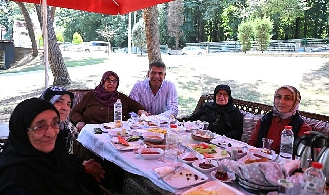 İlk Teleferik Heyecanını Alo Evlat’la Yaşadılar Kartepe Belediyesi Alo Evlat Sağlık Kulübü, ilçe genelinde yalnız yaşayan,