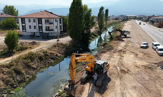 İnegöl Belediye Başkanı Alper Taban, DSİ Bölge Müdürü İnan Gündüz