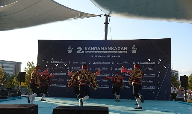 Kahramankazan’da Lezzet ve Zafer Coşkusu Bir Arada Yaşandı Kahramankazan Belediyesi ve Türkiye Aşçılar Federasyonu (TAFED) iş birliğiyle bu