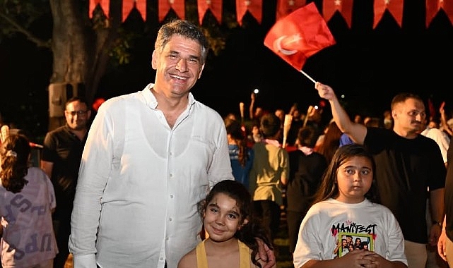 Kartepe’de 30 Ağustos Zafer Bayramı’nın 104’üncü yıl dönümü, fener alayıyla