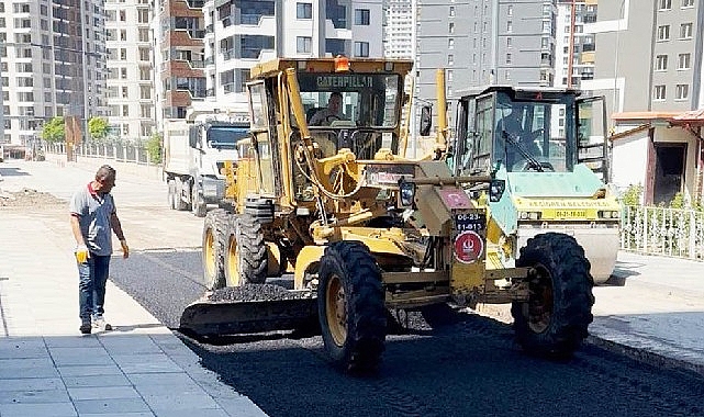 Keçiören Belediyesi Fen İşleri Ekipleri Sahada Keçiören Belediyesi Fen İşleri Müdürlüğü ekipleri, vatandaşların güven ve konforu