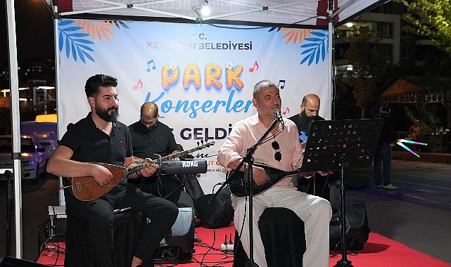 Keçiören Belediyesi tarafından ilçenin farklı noktalarında düzenlenen Park Konserleri, yaz akşamlarını