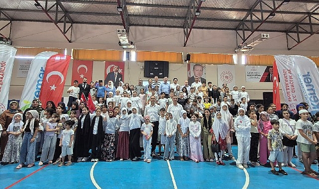 Kemer’de Yaz Kur’an Kursları sona erdi Kemer Belediyesi’nin destekleriyle Kemer İlçe Müftülüğü tarafından Bahri Tanrıkulu Spor