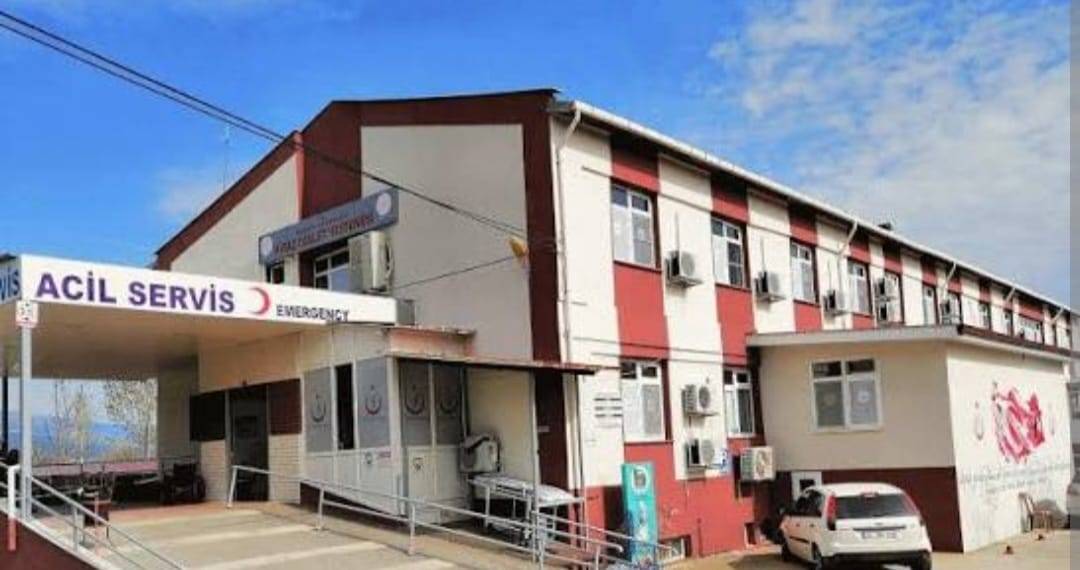 Kiraz Devlet Hastanesi’nde yeni iddia! Kurum aracı meyhane servisi mi oldu? Kiraz Devlet Hastanesi'nde yeni iddia! Kurum aracı meyhane servisi mi