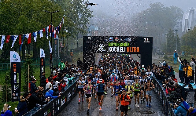 Kocaeli Büyükşehir Belediyesi’nin Kartepe Kuzuyayla’da düzenlediği Ultra Trail yarışmasında 50