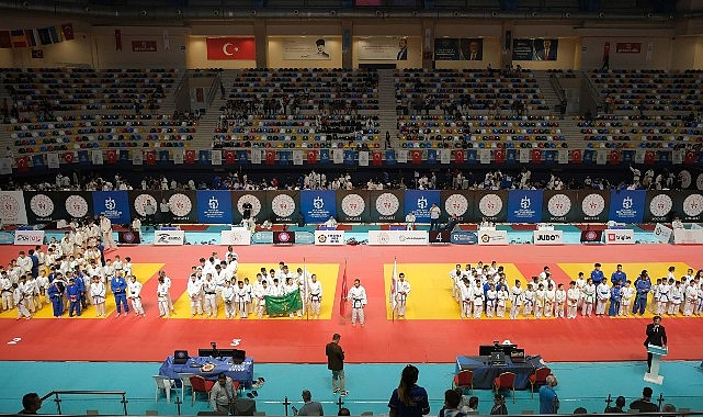 Sporun her branşında attığı güçlü adımlarla adını duyuran Kocaeli Büyükşehir