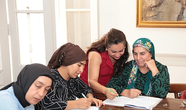 Konak Belediyesi’nin, Konak Halk Eğitimi Merkezi iş birliğiyle Basmane Semt