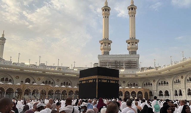 Konya Büyükşehir’in Umre Ödüllü Siyer Yarışması’nın İlk Kafilesi Kutsal Topraklardan Döndü Konya Büyükşehir Belediyesi’nin Umre Ödüllü Siyer Yarışması’nda dereceye giren öğrenciler