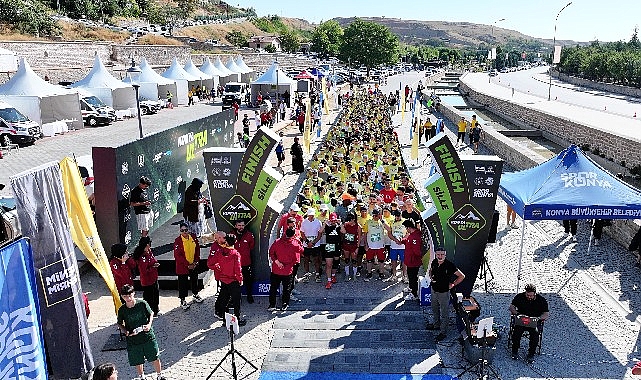 Konya Ultra Trail, 13 Ülkeden 1.300 Sporcuyu Sille’nin Doğasında Buluşturdu Konya Büyükşehir Belediyesi tarafından ilk kez düzenlenen Konya Ultra Trail Koşusu,