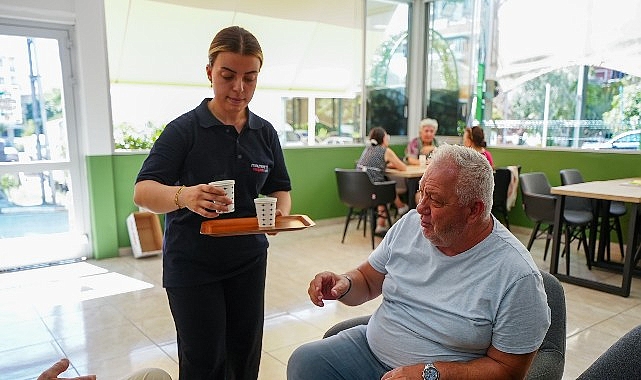 Maltepe Belediyesi’nin sosyal belediyecilik vizyonu doğrultusunda açtığı “Emekli Dayanışma Evi”,