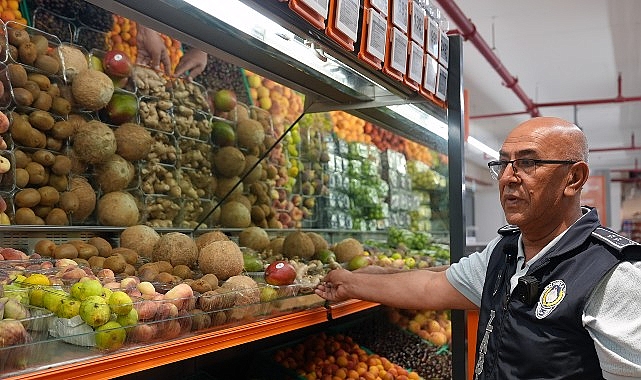 Maltepe’de zincir marketlere sıkı denetim Maltepe Belediyesi, vatandaşların sağlıklı ve güvenilir gıdaya ulaşmasını sağlamak ve