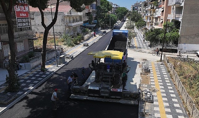 Manisa Büyükşehir Belediyesi, Salihli’de 4 Caddeyi Sıcak Asfaltla Yeniliyor Manisa Büyükşehir Belediyesi, Salihli ilçesinin Namık Kemal ve Sağlık Mahallelerinde