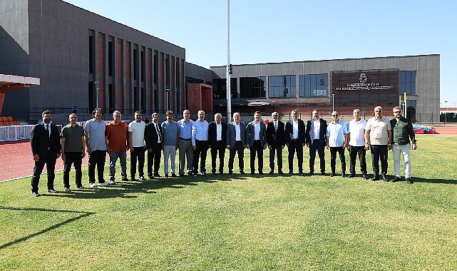 Selçuklu Belediye Başkanı Ahmet Pekyatırmacı, Konya’nın en büyük spor yatırımlarından