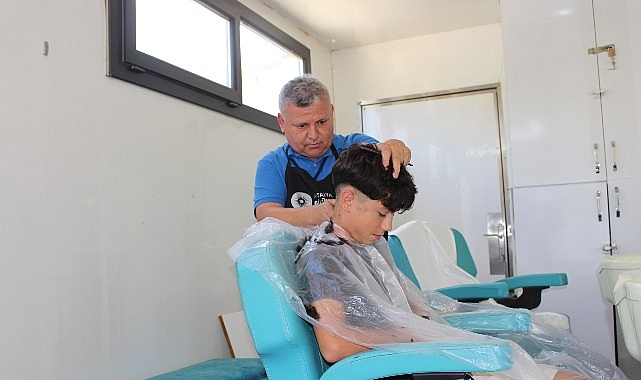Antalya Büyükşehir Belediyesi, kent merkezine uzak mahallelerde ve özellikle ulaşımın