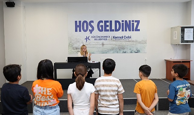 Müzik Akademisi Mahalle Mahalle Yeni Yetenekleri Keşfetti Küçükçekmece Belediyesi Müzik Akademisi, “Gezen Akademi Büyüyen Yetenekler” projesiyle müzik