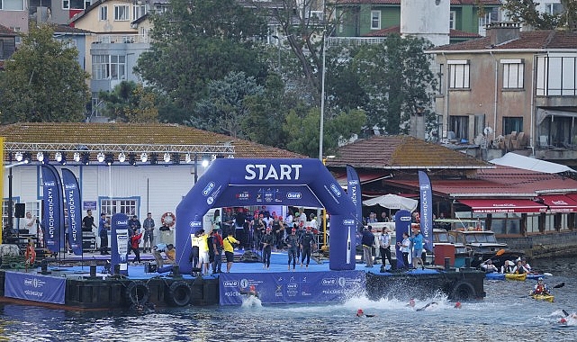 Gençlik ve Spor Bakanlığı himayesinde, Türkiye Triatlon Federasyonu organizasyonuyla ve