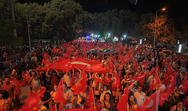 Burhaniye Belediyesi tarafından 30 Ağustos Zafer Bayramı’nın 104. yıl dönümü