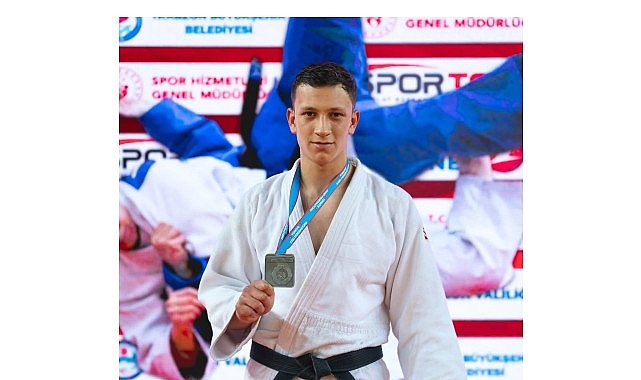 Osmangazi Belediyesporlu sporcular, Arnavutluk'ta gerçekleştirilecek Büyükler Balkan Judo Şampiyonası'nda ay-yıldızlı