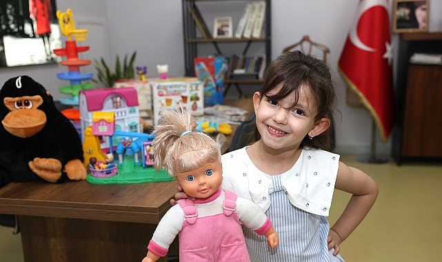 Osmangazi’de Oyuncaklar Paylaştıkça Çoğalacak Osmangazi Belediyesi’nin çocukların hayal dünyasını zenginleştirmek, paylaşma ve dayanışma duygularını