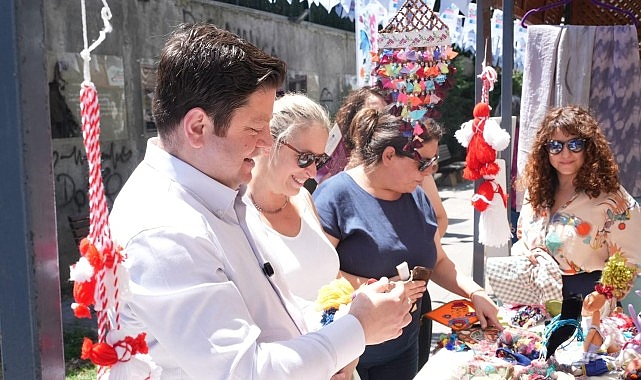 Potlaç Ziyaretçilerini Bekliyor Kadıköy Belediyesi’nin kadın dayanışmasını büyüten projesi Potlaç, Bahariye’deki yeni alanında