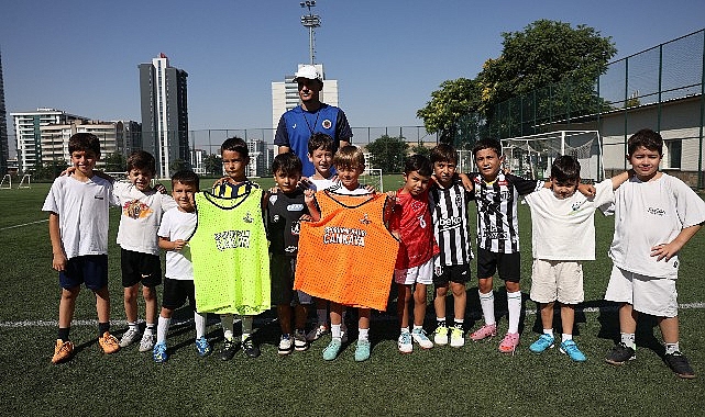 Çankaya Belediyesi ile Gençlerbirliği iş birliğinde düzenlenen Yaz Futbol Okulu,