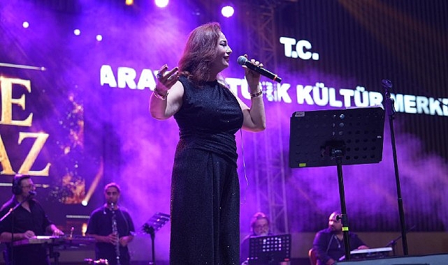 Saray’da festival coşkusu devam ediyor Saray Belediyesi’nin düzenlediği 9. Uluslararası 16. Geleneksel Kültür, Sanat ve