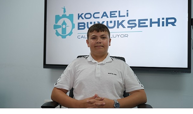 Umut Efe, fen lisesi hayaline Bilgievi ile ulaştı Kocaeli Büyükşehir Belediyesi’nin öğrencilere sunduğu ücretsiz eğitim hizmetlerinin önemli adreslerinden