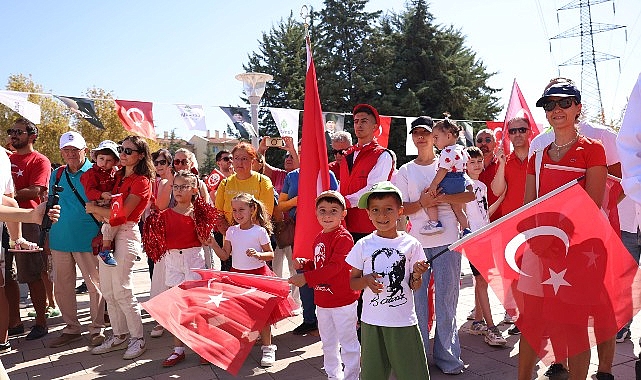 Zafer Bayramı Çankaya’nın dört bir yanında kutlanacak Çankaya Belediyesi, 30 Ağustos Zafer Bayramı’nı resmi törenler, bando ve