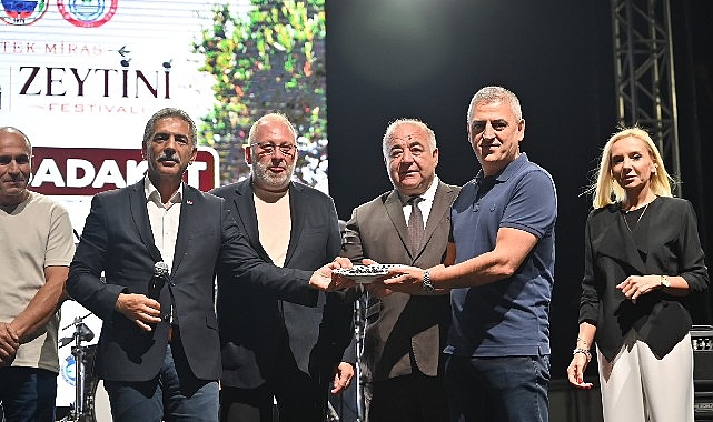 1 Kilo Zeytin 77 Bin Liraya Satıldı "Orhangazi Gemlik İki İlçe Tek Miras" temasıyla düzenlenen 33. Uluslararası