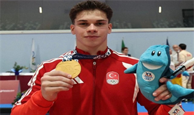 İzmir Büyükşehir Belediyesi Spor Kulübü’nün milli jimnastikçisi Altan Doğan, Taranto