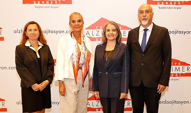 21 Eylül Dünya Alzheimer Günü vesilesiyle düzenlenen basın toplantısında; Alzheimer