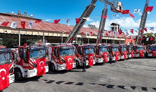 Antalya Büyükşehir Belediyesi İtfaiye filosunu güçlendirdi Antalya Büyükşehir Belediye Başkan Vekili Büşra Özdemir, İtfaiye Dairesi Başkanlığı