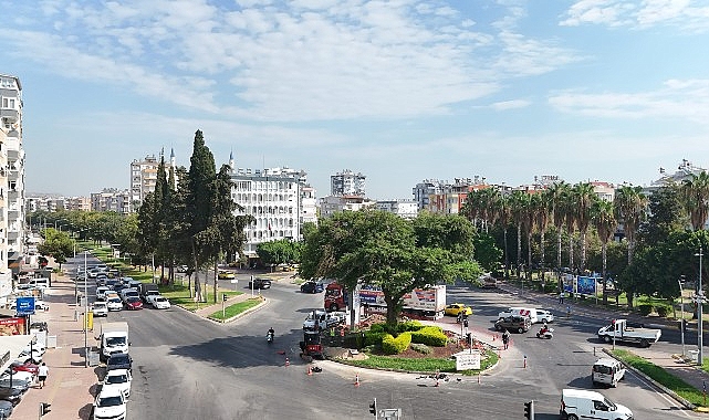 ASAT, Antalya’nın yağmur suyu altyapısını güçlendiriyor Antalya Büyükşehir Belediyesi ASAT Genel Müdürlüğü, kent genelinde yağmur suyunun