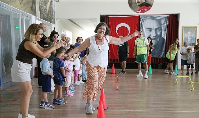Avrupa Hareketlilik Haftası etkinlikleri başladı Karşıyaka Belediyesi, ‘Avrupa Hareketlilik Haftası’ etkinliklerini dopdolu bir programla başlattı.