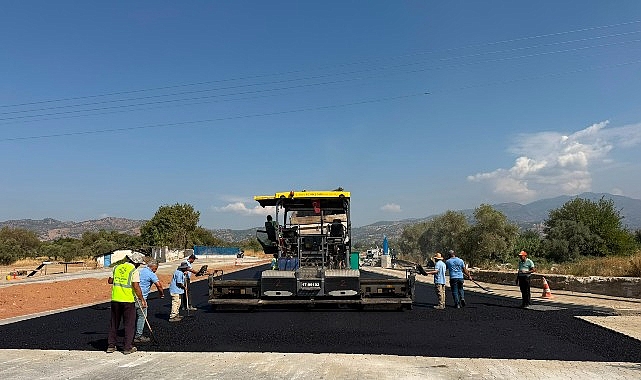 Başkan Çerçioğlu, Aydın’ın Dört Bir Yanında Yol Yapım ve Yenileme Çalışmalarını Sürdürüyor Aydın Büyükşehir Belediyesi Fen İşleri Dairesi Başkanlığı kent genelinde yol