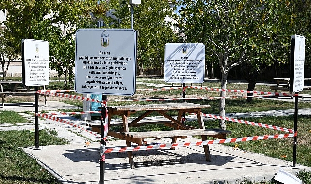 Bir bank daha kullanıma kapatıldı! Lüleburgaz Belediyesi’nin geçtiğimiz hafta ortak yaşam alanlarının temiz tutulması gerektiğini