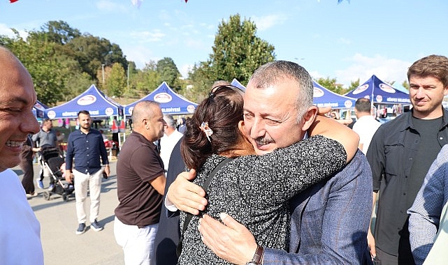“Birlik ve beraberliğimiz güçlenerek devam etsin” Kocaeli Büyükşehir Belediye Başkanı Tahir Büyükakın, Körfez Karadenizliler Derneği tarafından