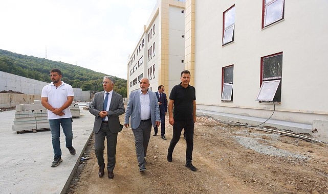 Canik Belediye Başkanı İbrahim Sandıkçı, yeni ve donanımlı eğitim alanlarını